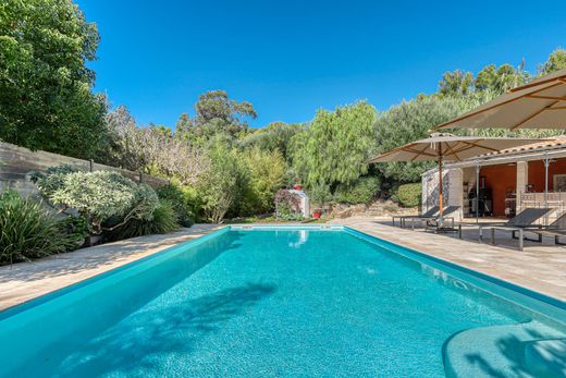 Villa in Bormes-les-Mimosas, Var