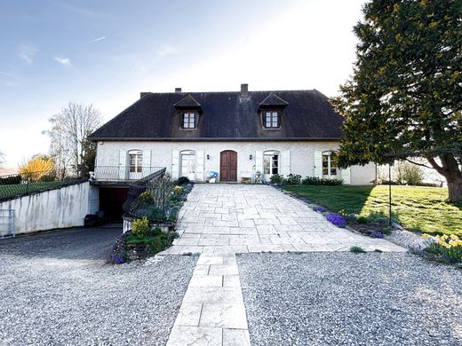 Luksusowy dom w Arnay-le-Duc, Cote d'Or