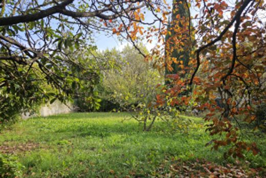Terrain à Saint-Rémy-de-Provence, Bouches-du-Rhône