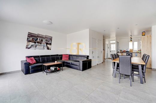 Luxury home in Villejuif, Val-de-Marne