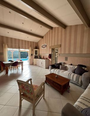 Casa di lusso a Belin-Béliet, Gironda