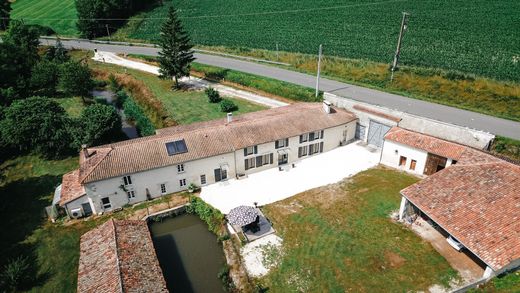 Casa de lujo en Challignac, Charenta