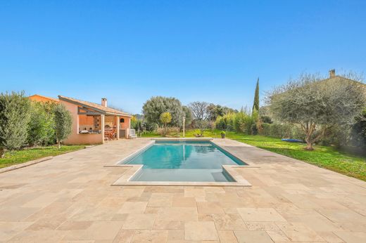 Luksusowy dom w La Londe-les-Maures, Var