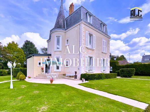 Maison de luxe à Pré-en-Pail, Mayenne