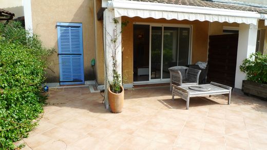 Duplex σε Valbonne, Alpes-Maritimes