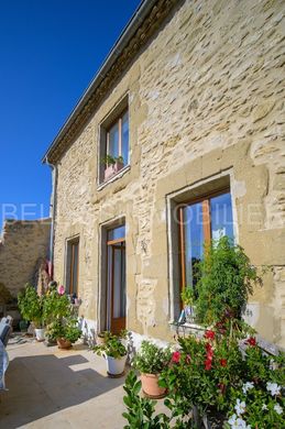 Luxury home in Eyguières, Bouches-du-Rhône