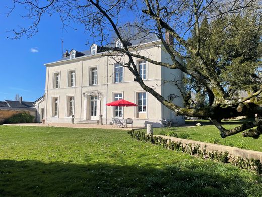 Luxury home in Lyons-la-Forêt, Eure