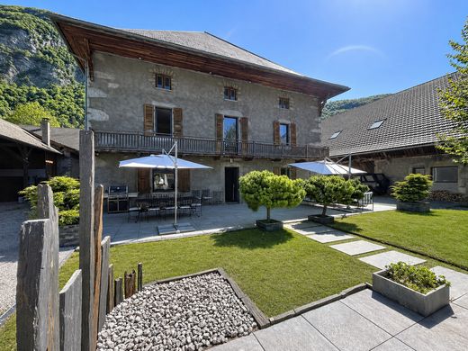 Casa di lusso a Doussard, Alta Savoia