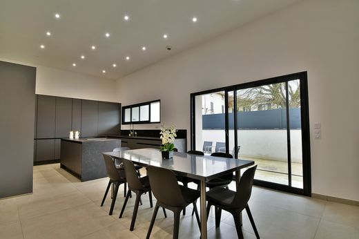 Casa de lujo en Reventin-Vaugris, Isere