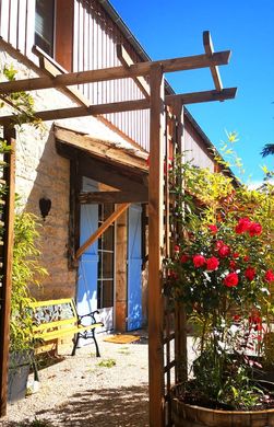 Πολυτελή κατοικία σε Laburgade, Lot