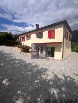 Βίλα σε Valserhône, Ain