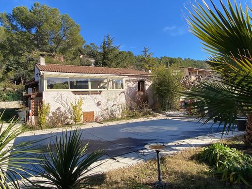 Villa in Le Val, Var