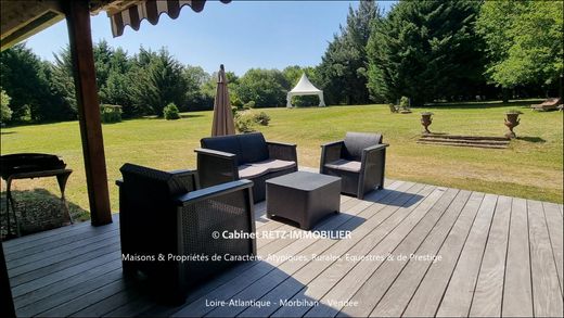 Luxury home in Baden, Morbihan