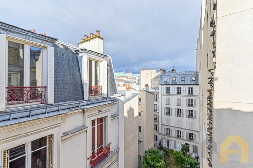 Apartment in Tour Eiffel, Invalides – Ecole Militaire, Saint-Thomas d’Aquin, Paris