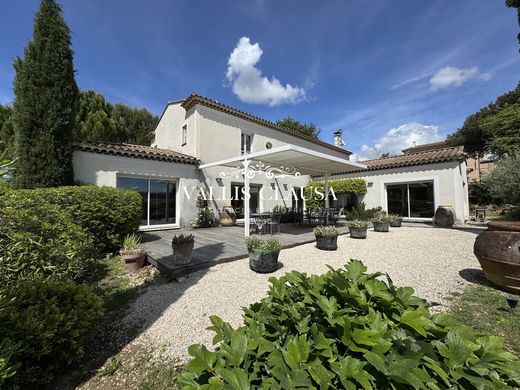 Luxury home in Bédoin, Vaucluse