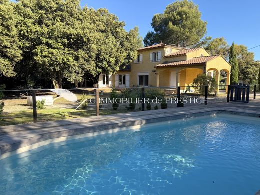 Luxury home in Mazan, Vaucluse