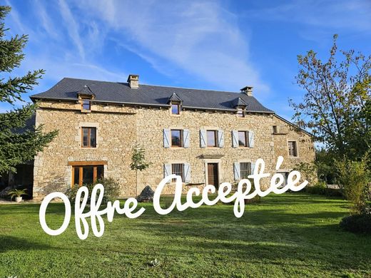 Luxury home in La Loubière, Aveyron