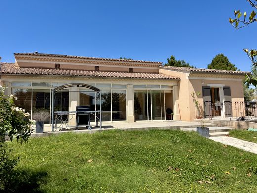 Luxury home in Sarrians, Vaucluse