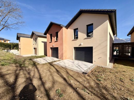 Luxury home in La Ravoire, Savoy