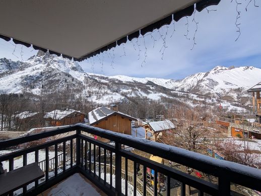 Apartment in Saint-Martin-de-Belleville, Savoy