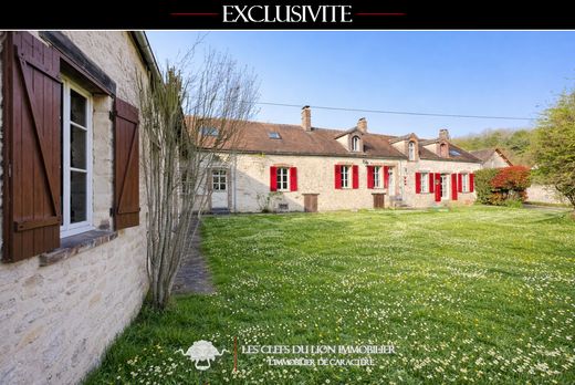 Rural or Farmhouse in Moret-sur-Loing, Seine-et-Marne