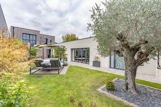 Luxus-Haus in Montfort-l'Amaury, Yvelines