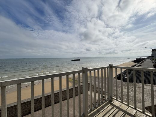 Luxus-Haus in Arromanches-les-Bains, Calvados