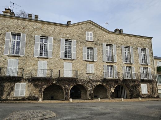 ‏דירה ב  Saint-Nom-la-Bretêche, Yvelines