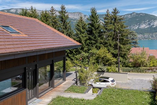 Luxury home in Sevrier, Haute-Savoie