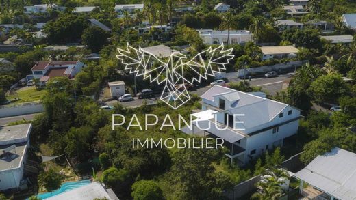 Grond in Boucan Canot, Réunion