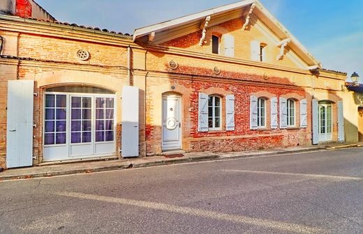 Luxus-Haus in Rouffiac-Tolosan, Haute-Garonne