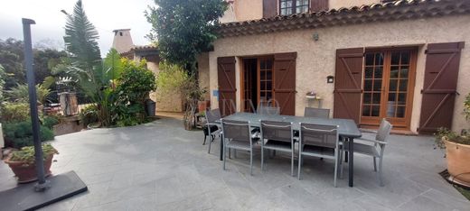 Apartament w Fréjus, Var