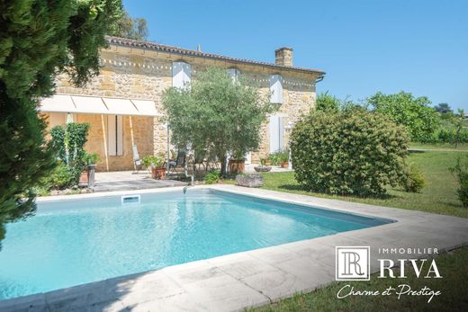 منزل ﻓﻲ Latresne, Gironde