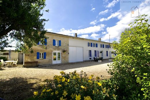 Maison de luxe à Lorignac, Charente-Maritime