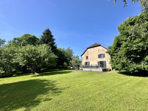 Maison de luxe à Frahier-et-Chatebier, Haute-Saône