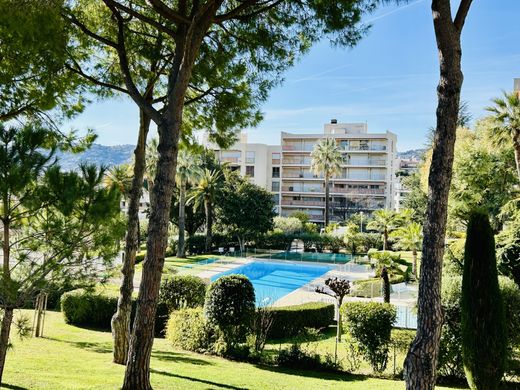 Квартира, Антиб, Alpes-Maritimes