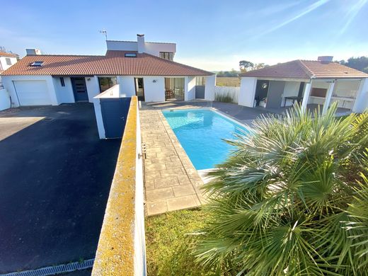 豪宅  Givrand, Vendée