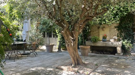 Luxe woning in Tarascon, Bouches-du-Rhône