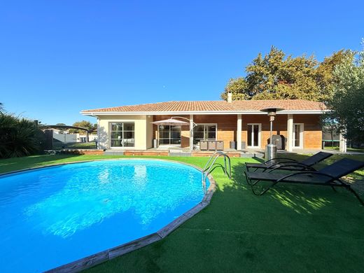 Casa di lusso a Lège-Cap-Ferret, Gironda