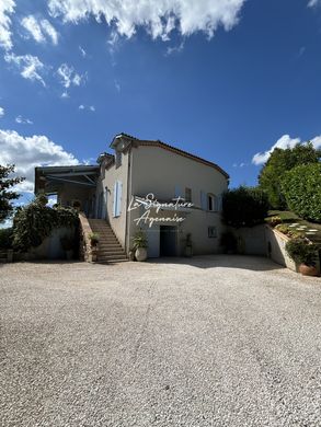 Casa di lusso a Bon-Encontre, Lot-et-Garonne