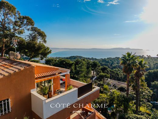 Элитный дом, Иер, Var