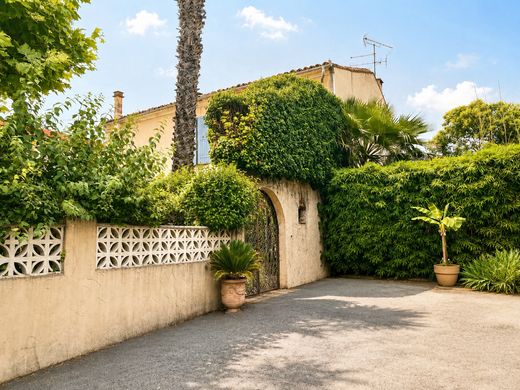 Luxury home in Lunel, Hérault