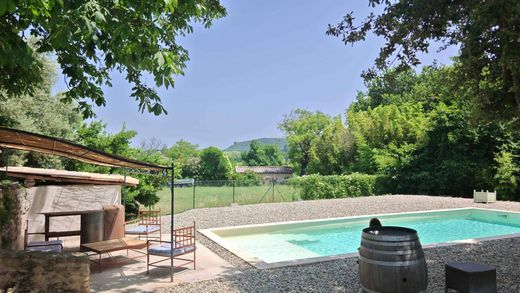 Villa en Montségur-sur-Lauzon, Droma