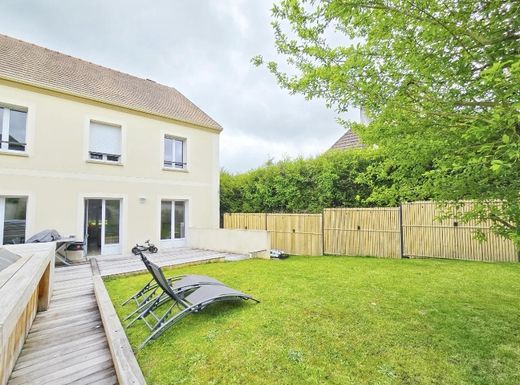 منزل ﻓﻲ Orgeval, Yvelines