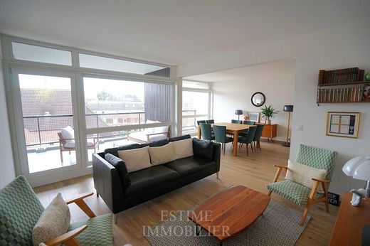 Apartment in Lille, North