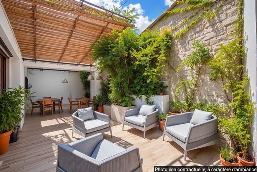 Apartment in Saint-Rémy-de-Provence, Bouches-du-Rhône