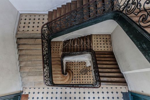 Apartment / Etagenwohnung in Chatelet les Halles, Louvre-Tuileries, Palais Royal, Paris