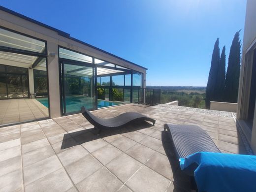 Casa di lusso a Saint-Gilles, Gard