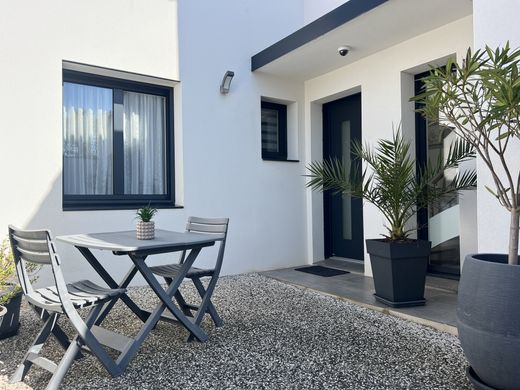 Luxury home in Les Sables-d'Olonne, Vendée