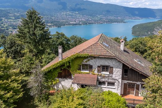 Luxe woning in Talloires, Haute-Savoie